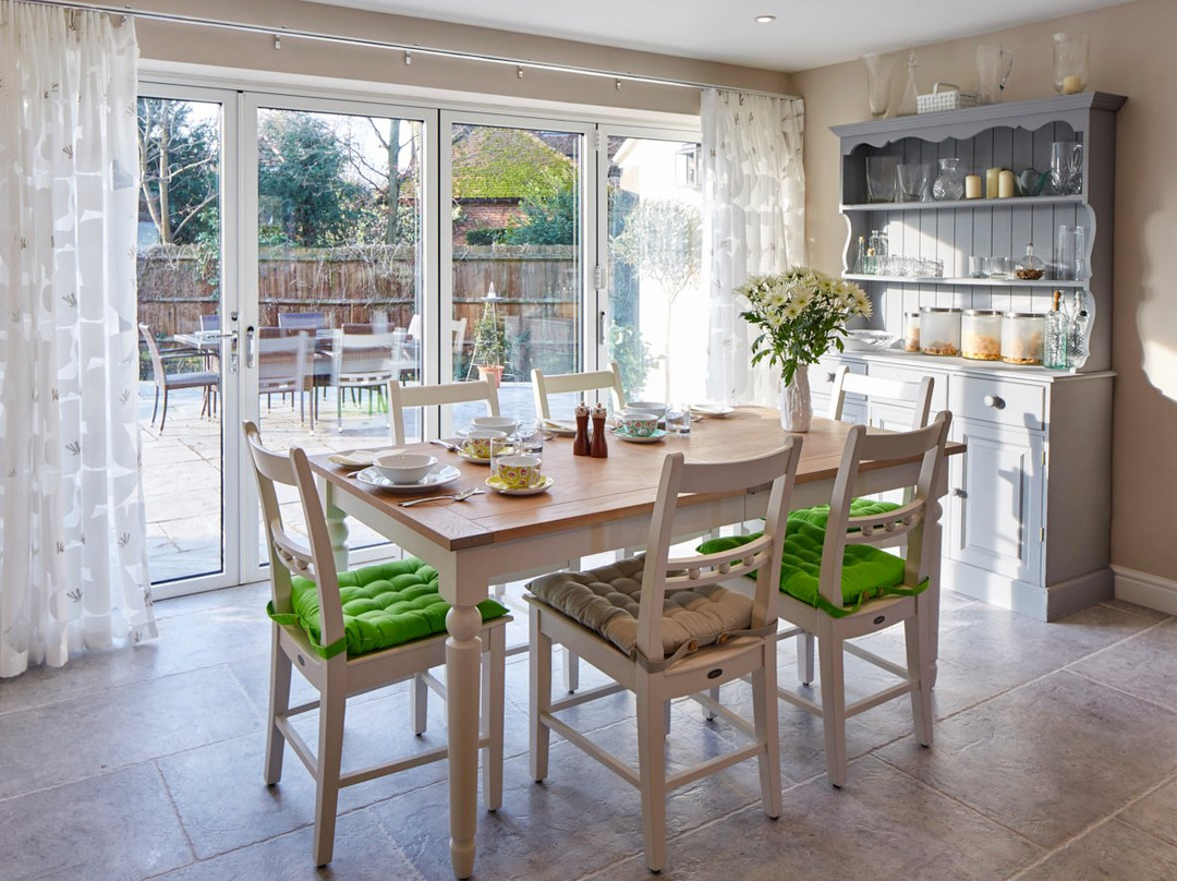 1 The Paddocks主图