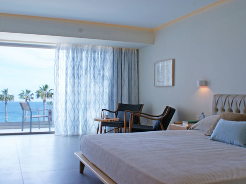 日出玉石酒店-限成人主图