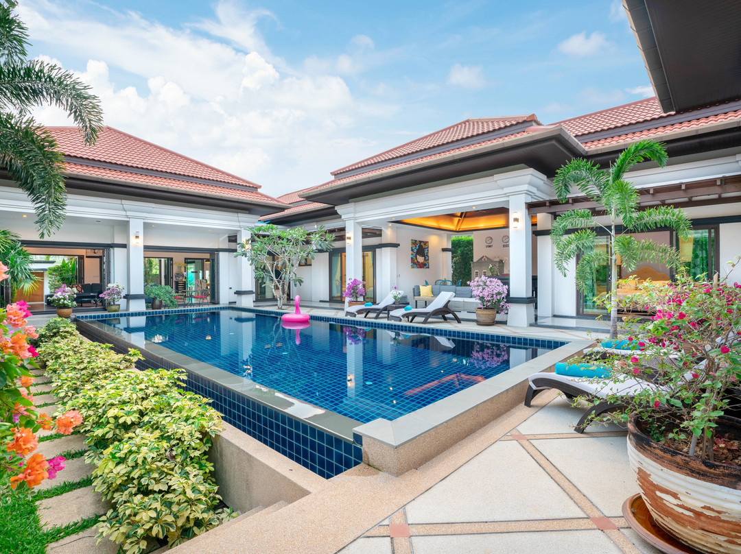 Jewels Villas Phuket