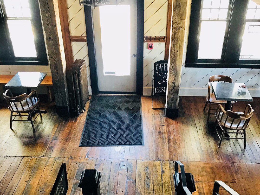 蓝汀酒店及餐厅主图