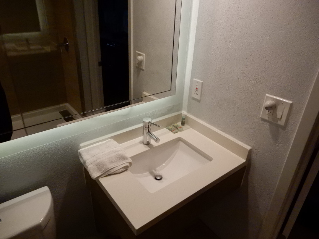 Best Western Beachside Inn主图