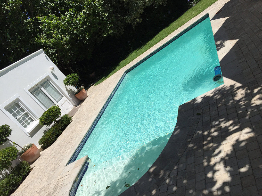 River Manor Boutique Hotel主图