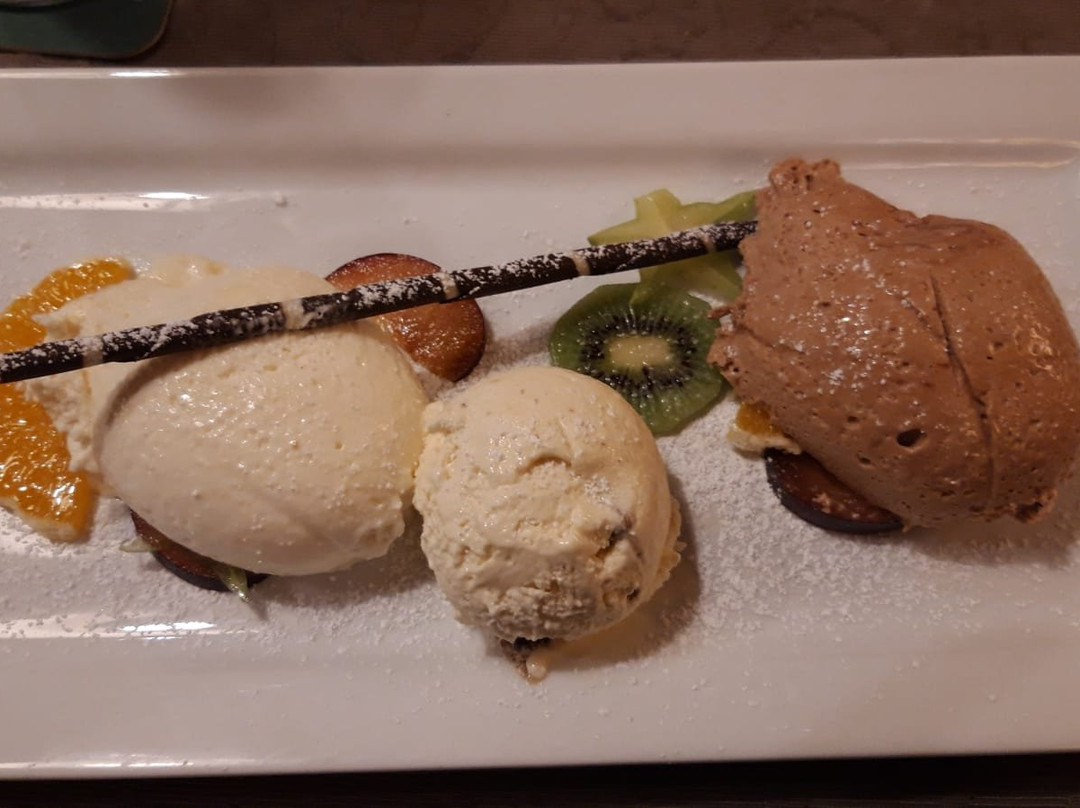 Goldener Hirsch主图