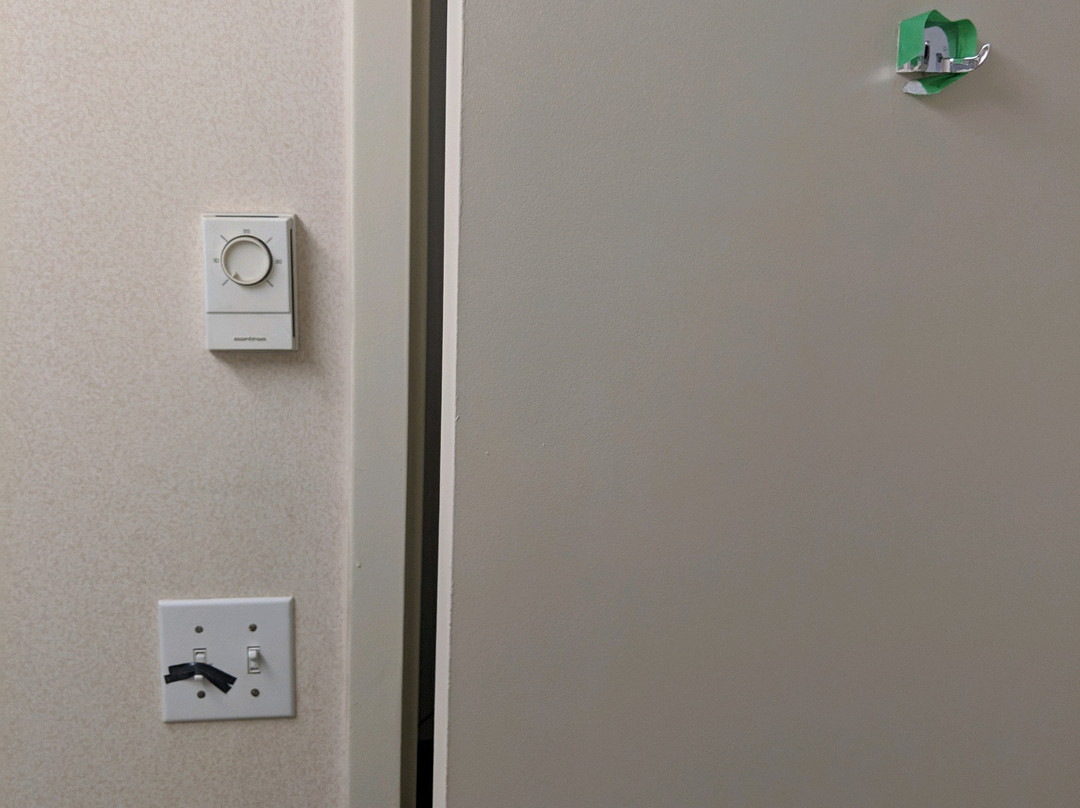 Super 8 by Wyndham Cornwall ON主图