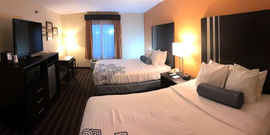 Best Western Plus Bass Hotel & Suites主图