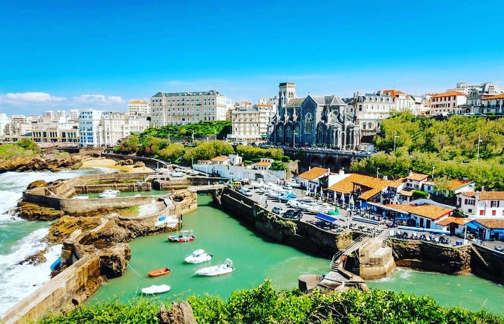 Homie Boards & Suits-比亚里茨必去景点