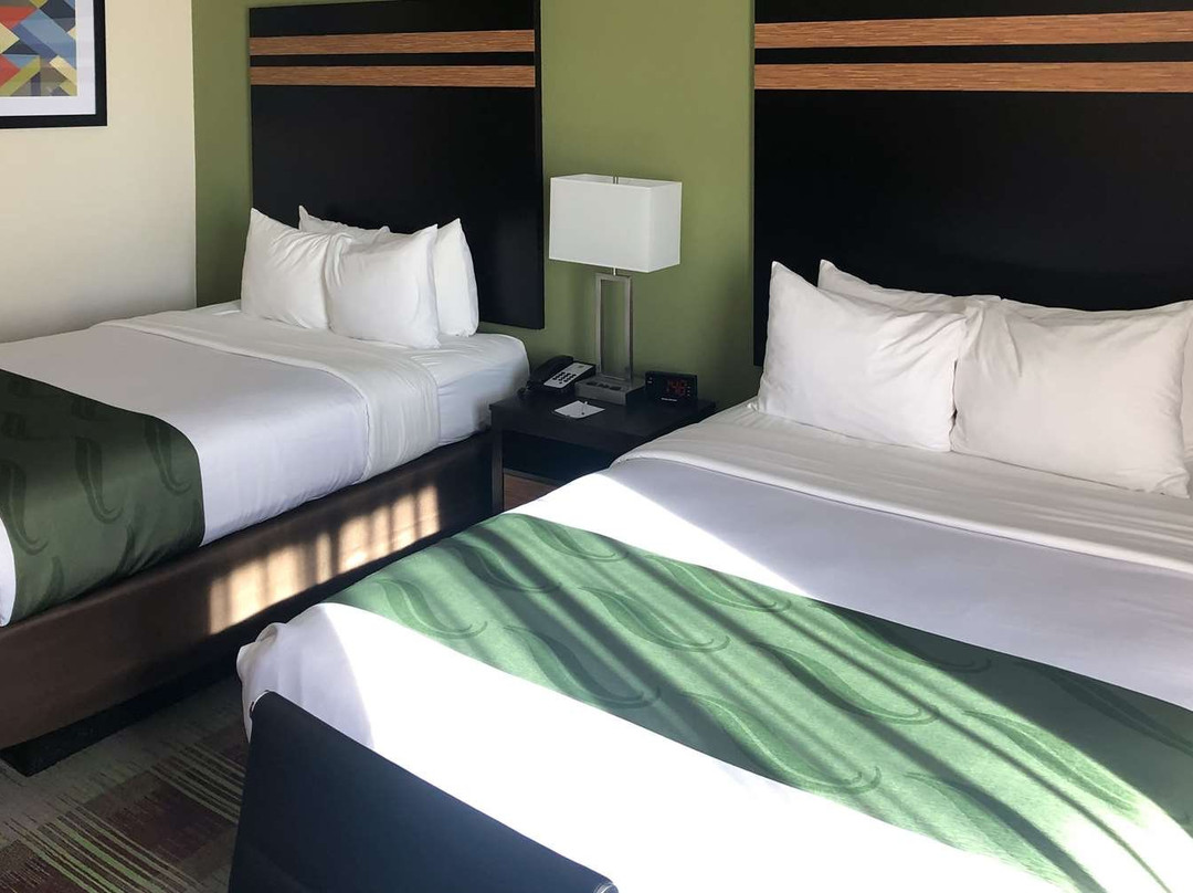 Quality Inn & Suites主图