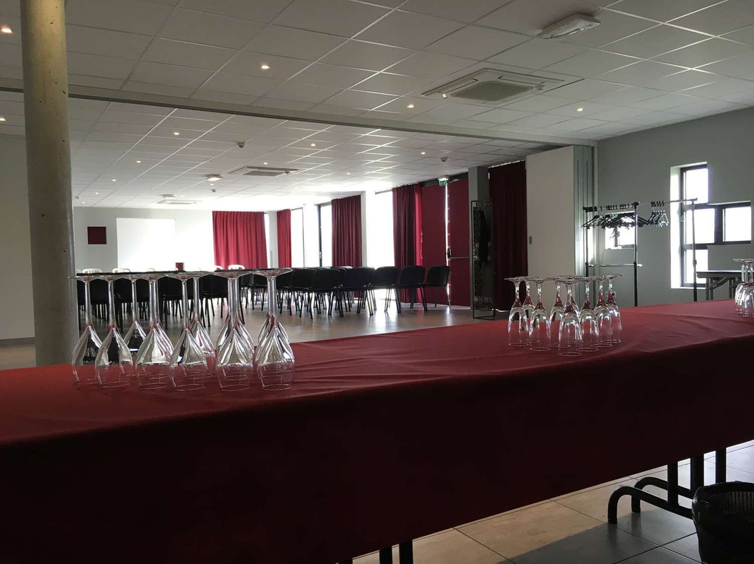 基里亚德厄弗内特维勒酒店主图