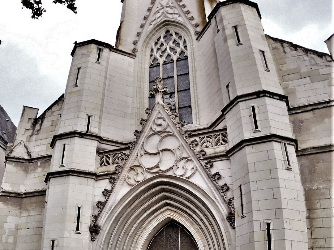 Eglise Saint Jean Baptiste景点图片