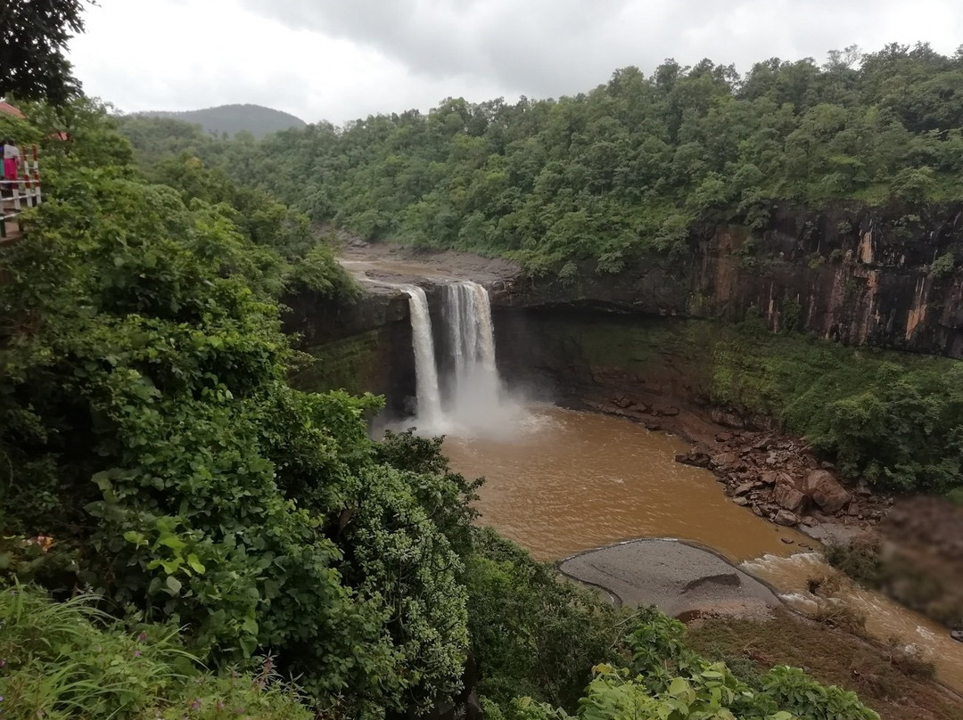 Girmal Waterfall-Songadh必去景点