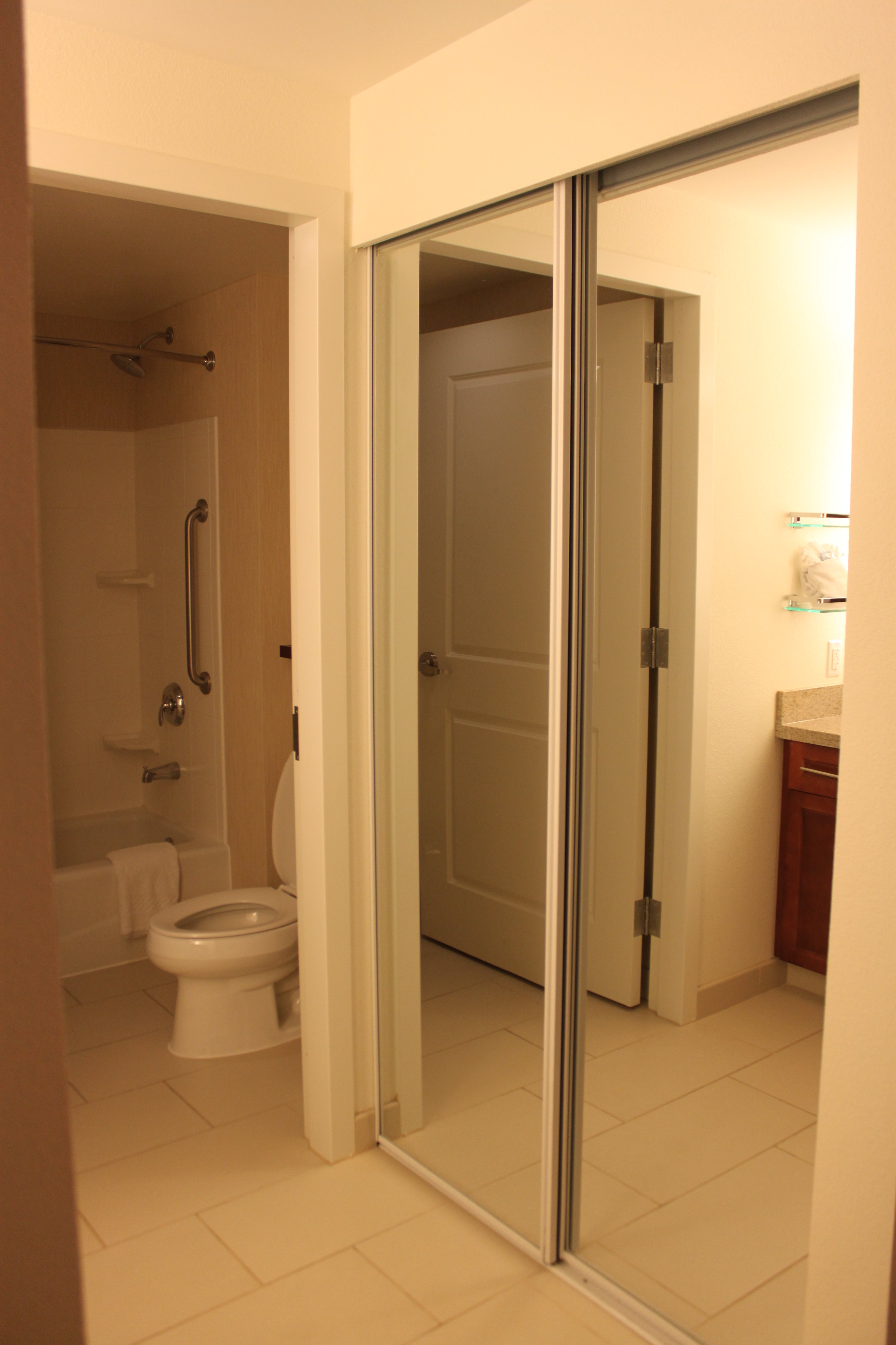 Residence Inn by Marriott Arlington Ballston-浴室