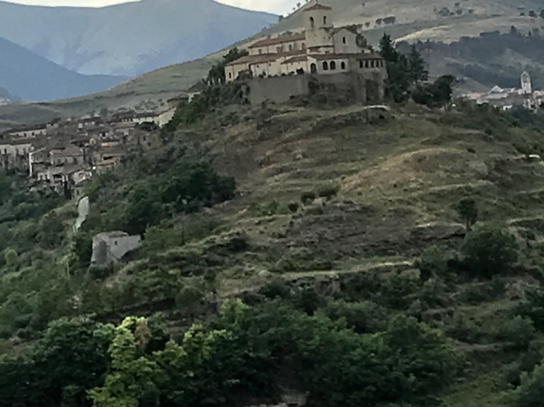 Santuario della Madonna del Castello景点图片