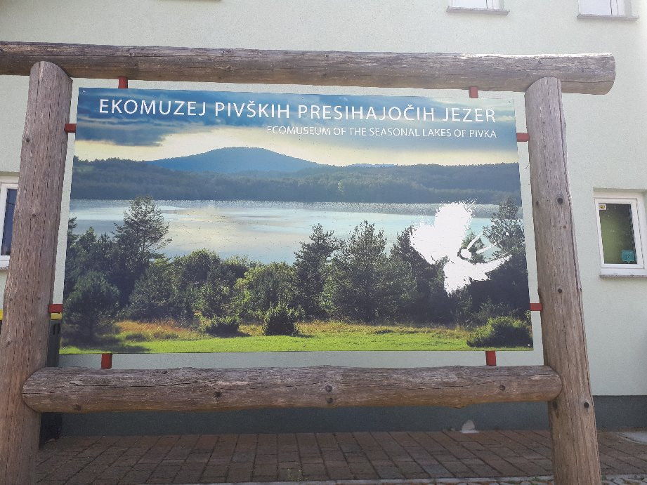 Lake Petelinje-Pivka必去景点