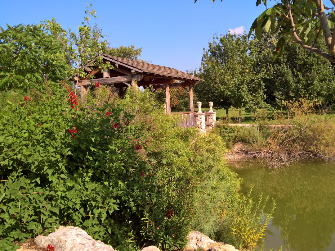 Jardin Aquatique Aux Fleurs de l'Eau景点图片