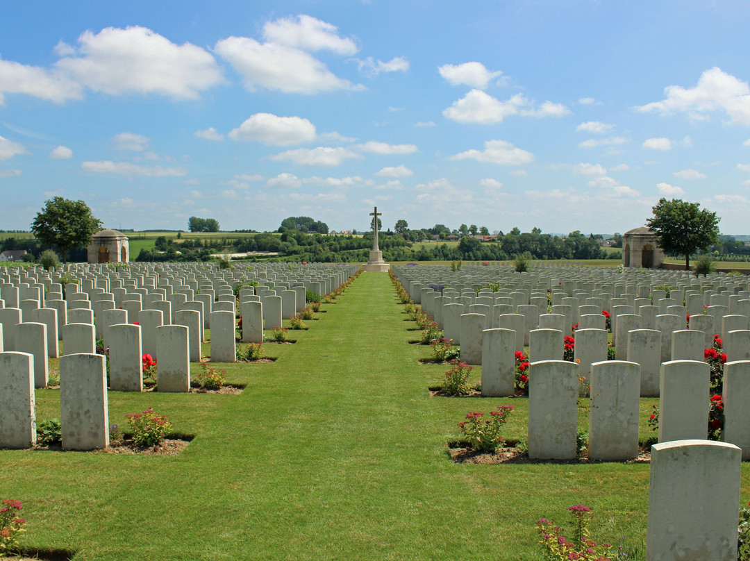 Ovillers Military Cemetery景点图片