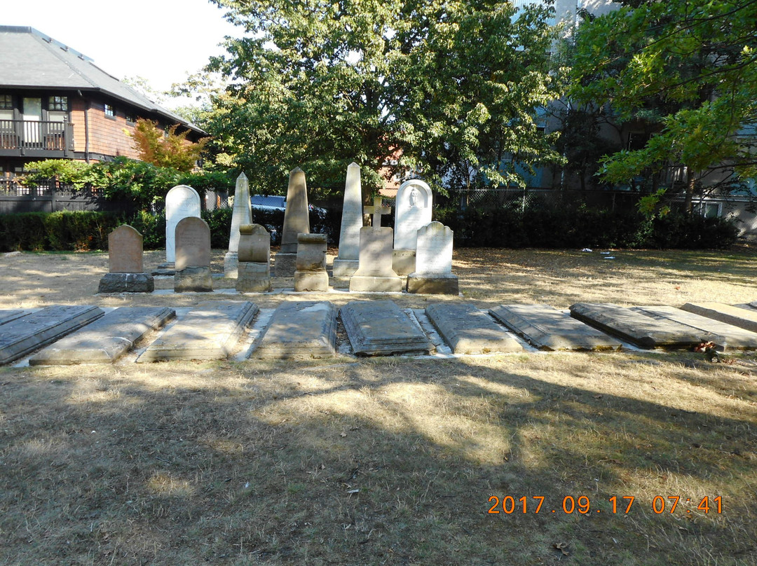 Pioneer Square Old Burying Ground-维多利亚必去景点