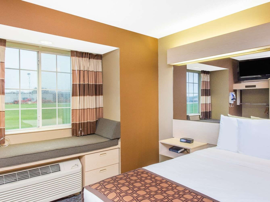 Microtel Inn & Suites by Wyndham Independence主图