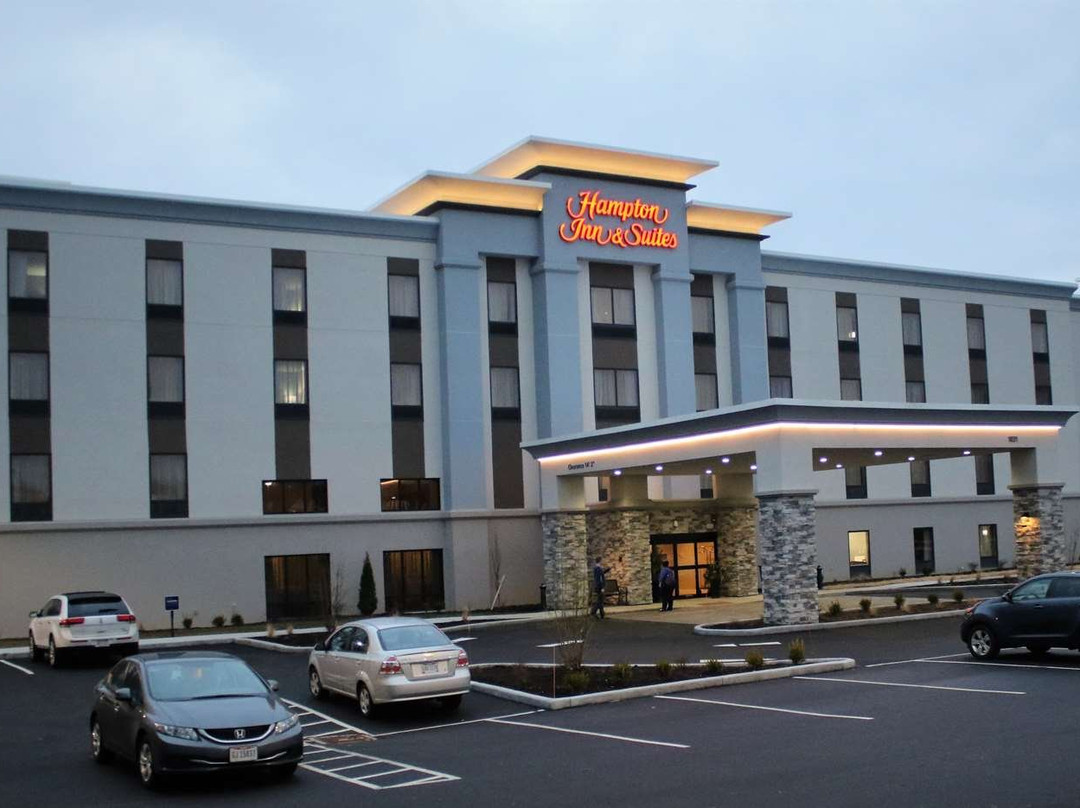 Hampton Inn & Suites Alliance主图