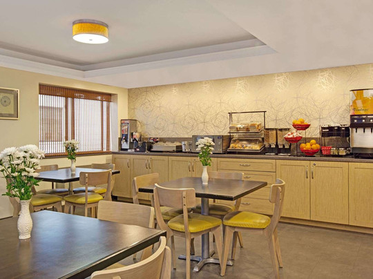 史坦顿岛华美达酒店主图