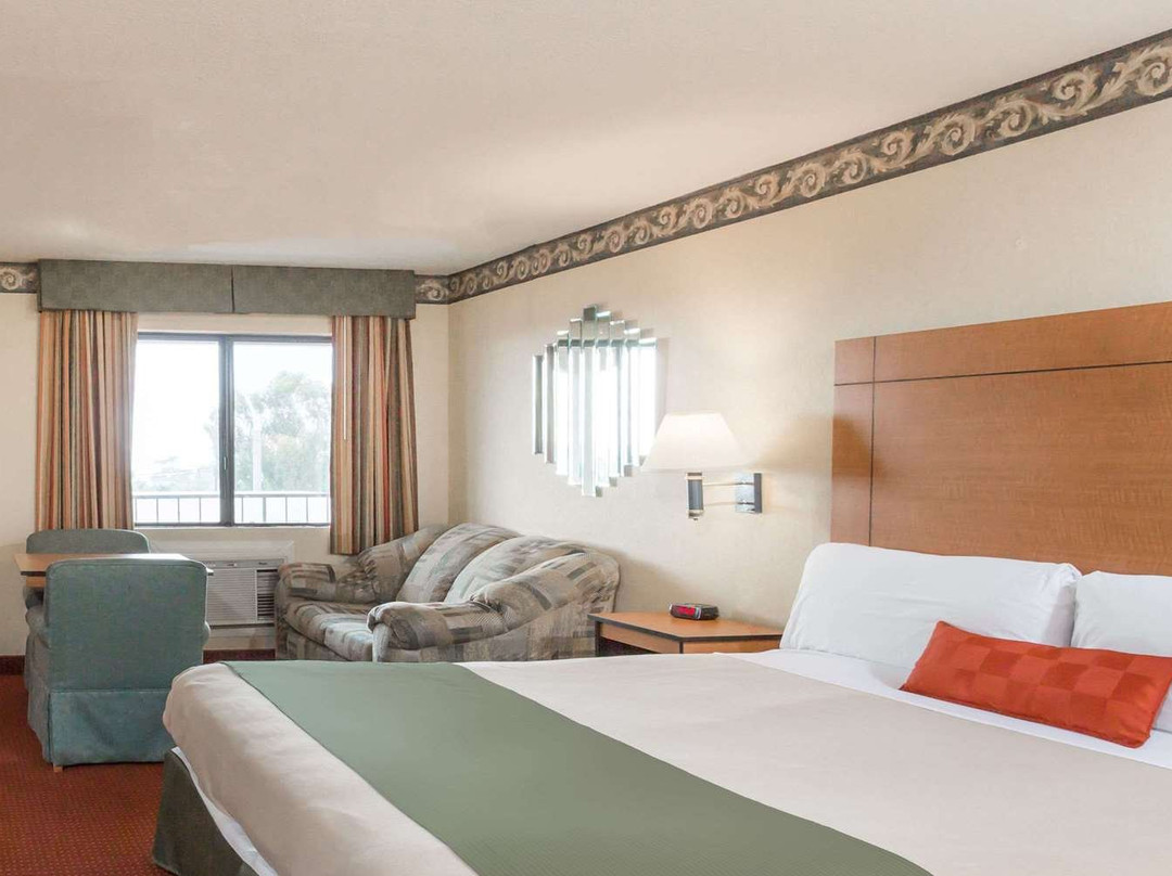 Travelodge by Wyndham San Clemente Beach主图