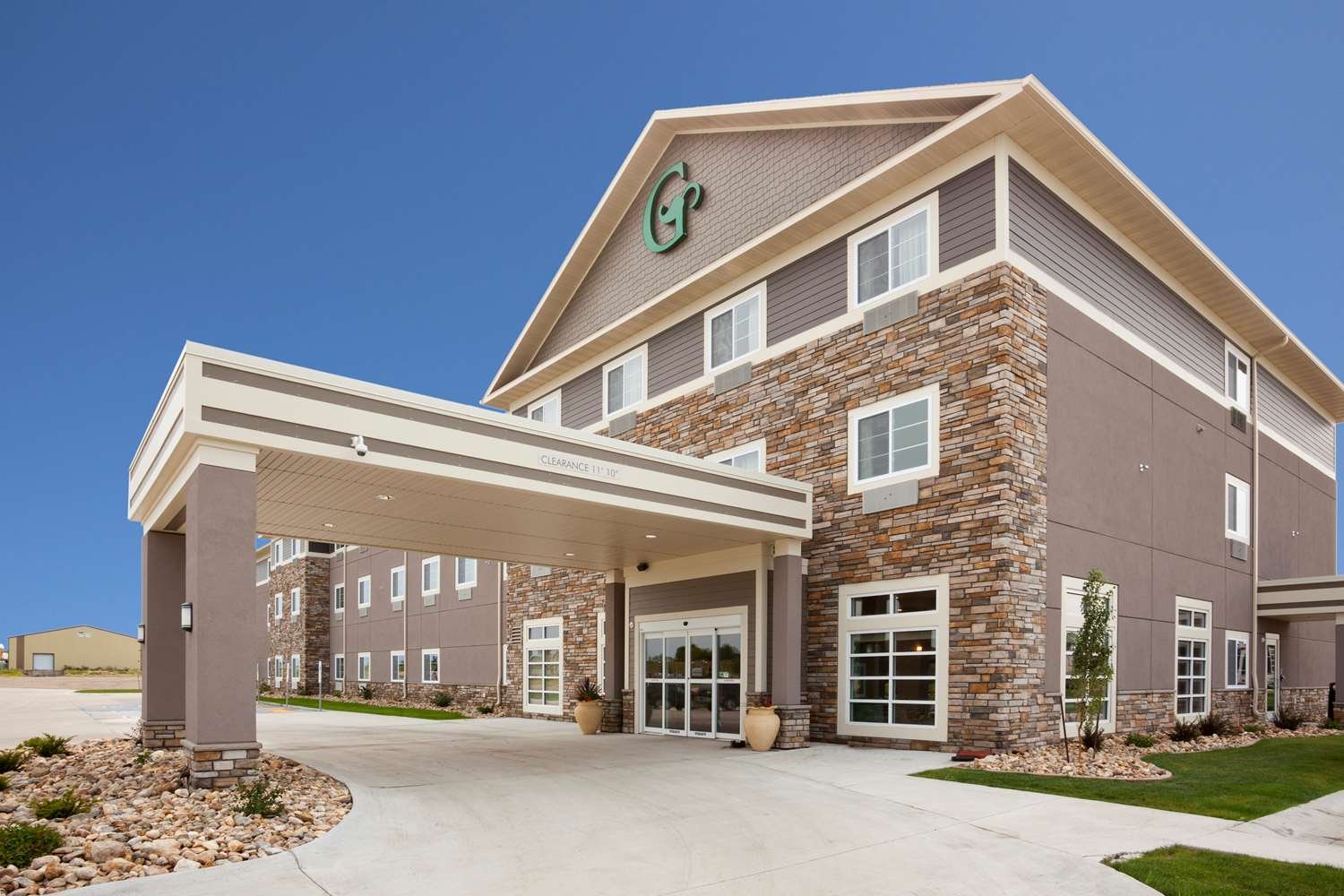 GrandStay Hotel and Suites-官方