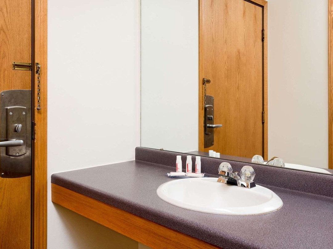 Super 8 by Wyndham Sparta主图