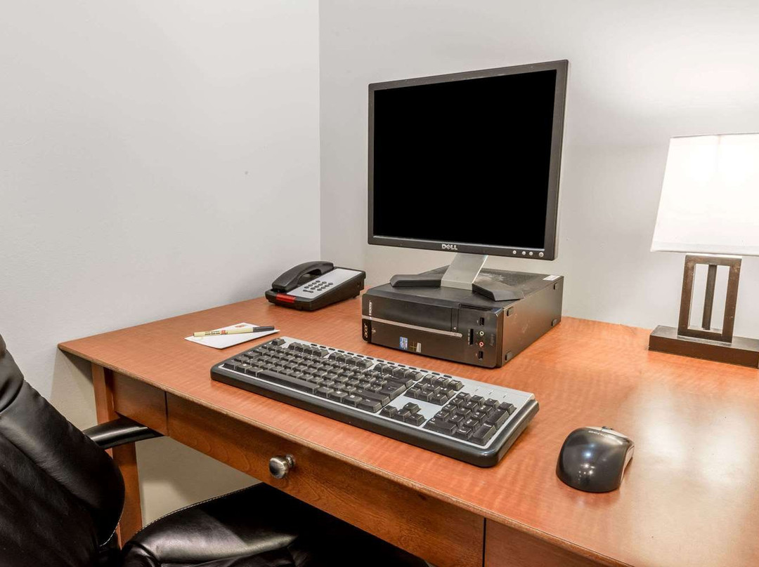 Super 8 by Wyndham Sainte Agathe Des Monts主图