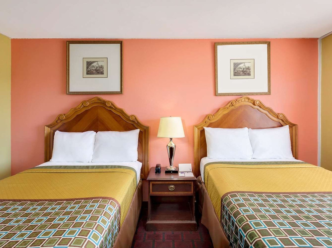 Knights Inn Big Spring主图