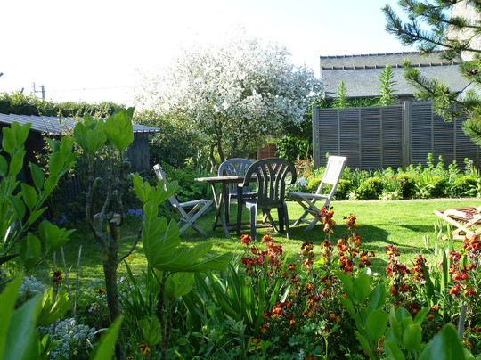 Giverny Cottage主图