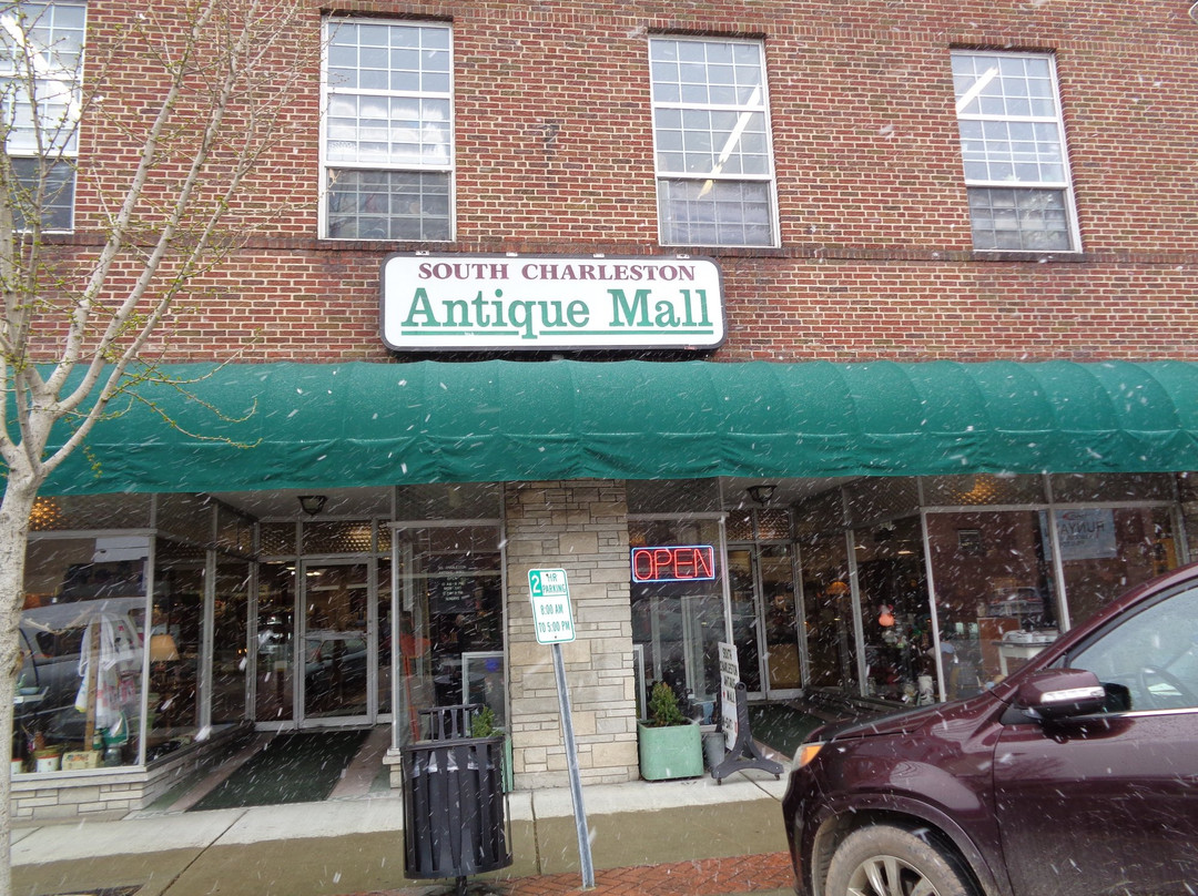 South Charleston Antique Mall景点图片
