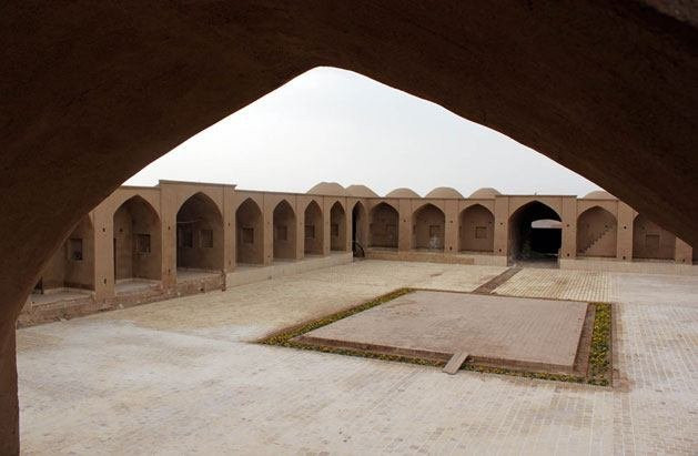 Sar Yazd Castle景点图片