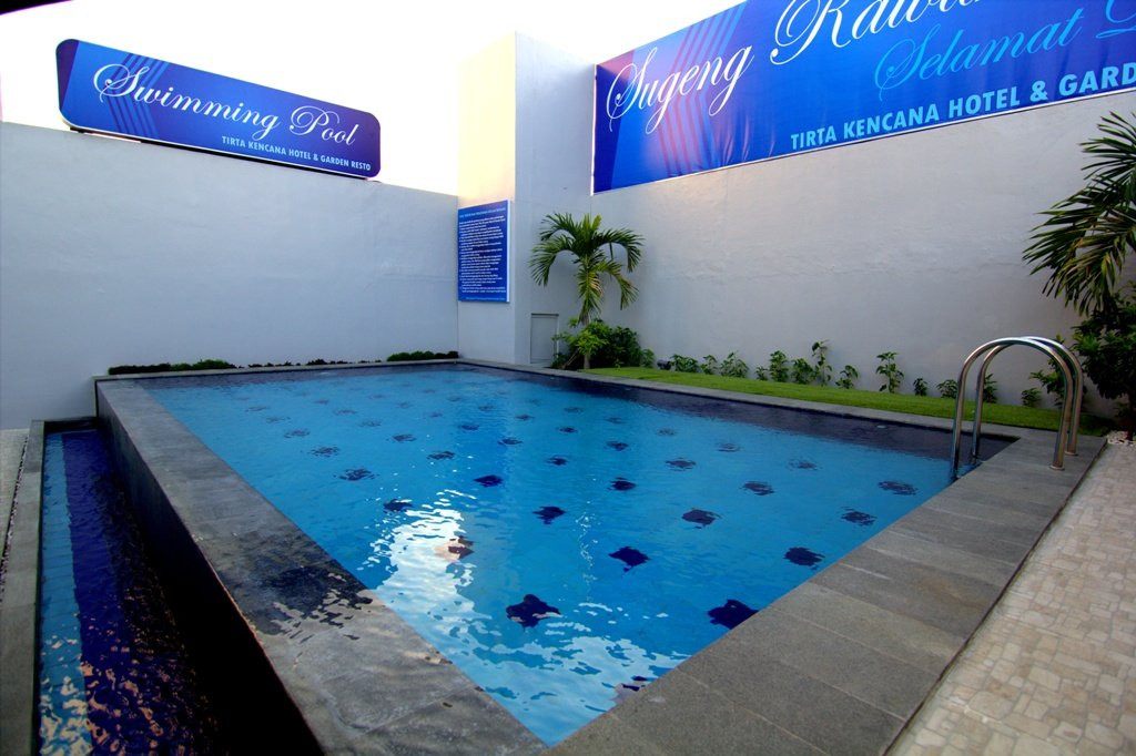 Tirta Kencana Hotel & Garden Resto主图