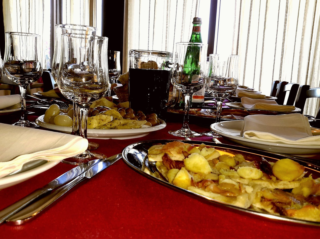 Gonnostramatza餐馆和美食-Ristorante Pizzeria Le Strutture
