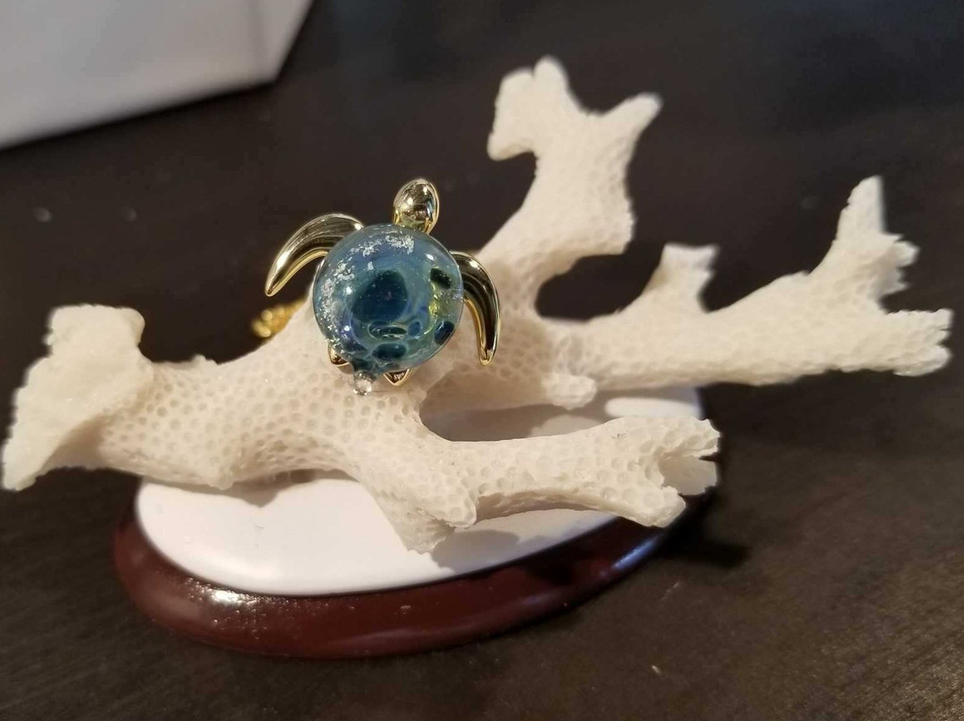 Swap Meet at Paia Bay-芭雅必去景点