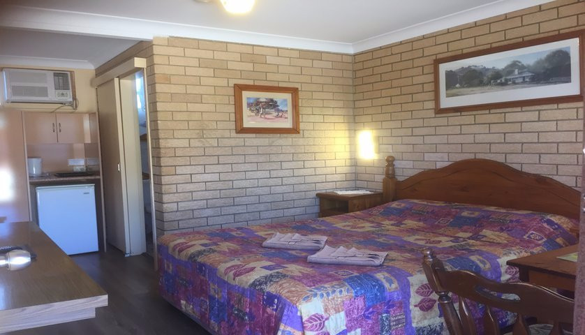 Lake Front Motel主图