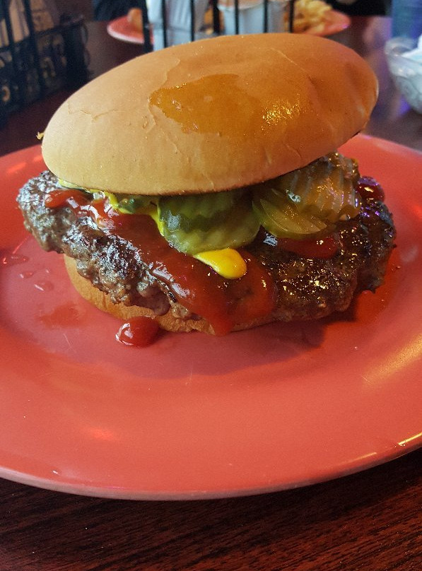 Illinois Bar & Grill