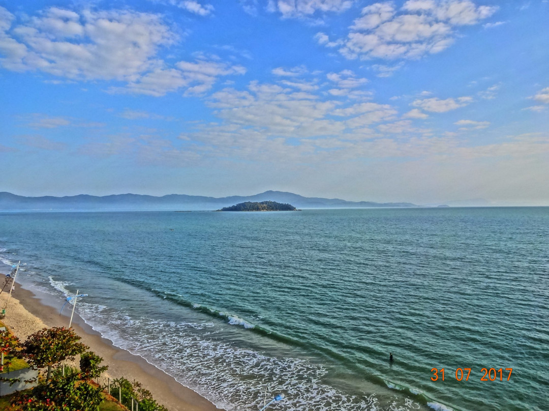 Canasvieiras Beach景点图片