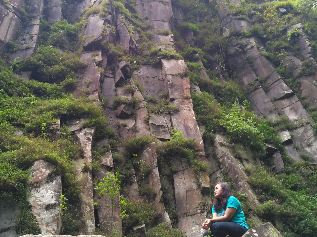 Supit Urang Pujon Waterfall景点图片