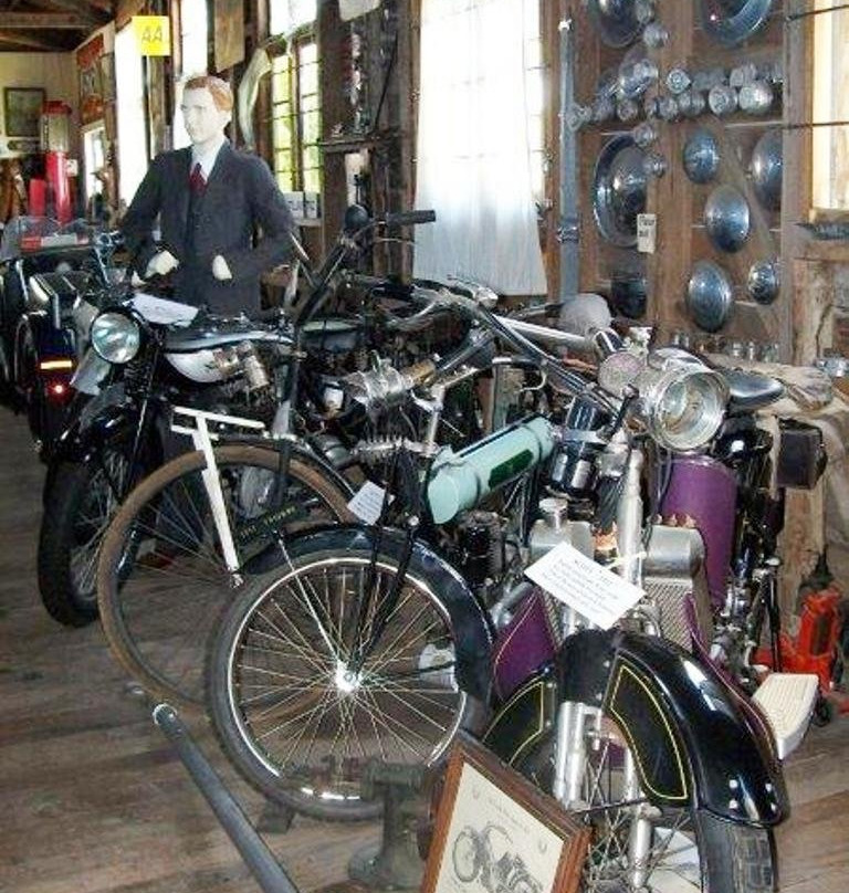 The Pointon Collection景点图片
