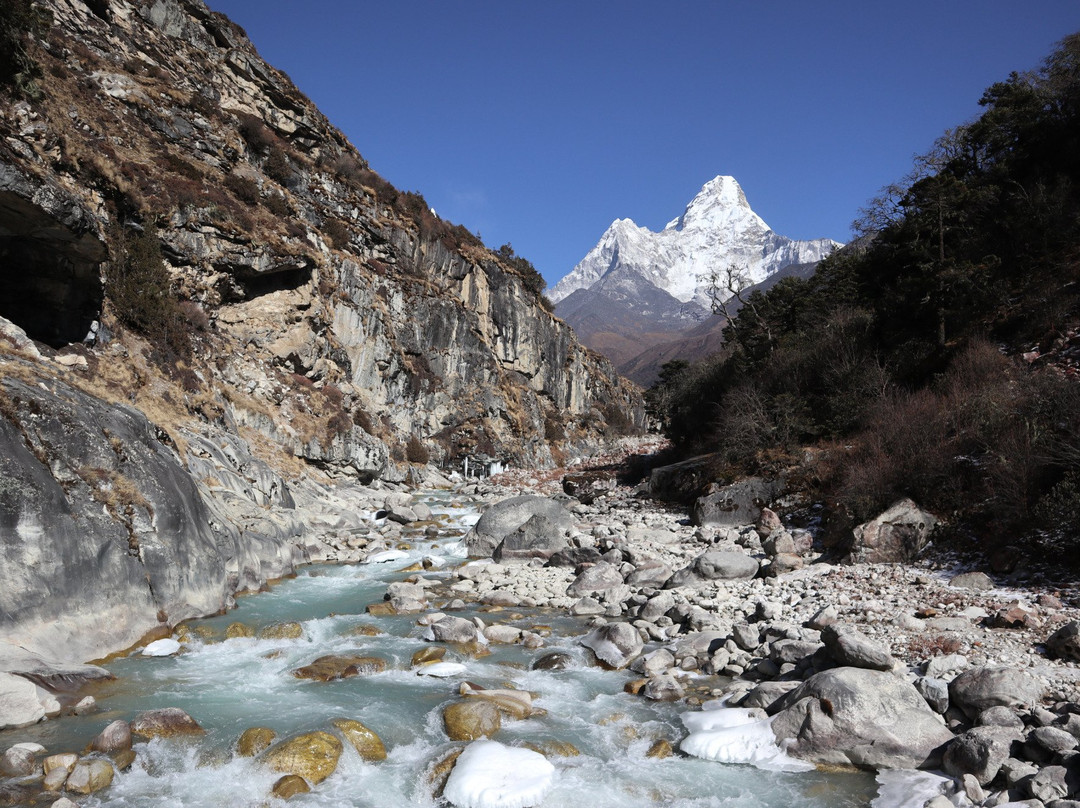 Dudh Koshi River景点图片