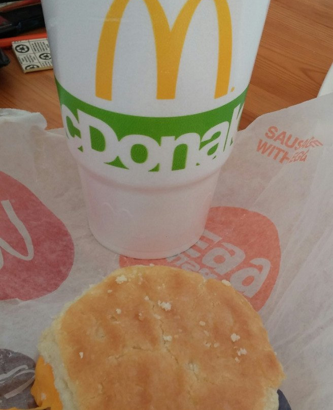 Byron餐馆和美食-McDonald's