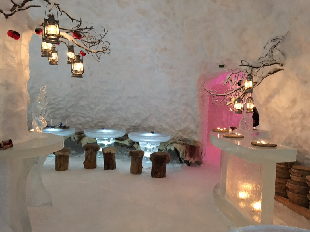 Snowland Igloo Restaurant