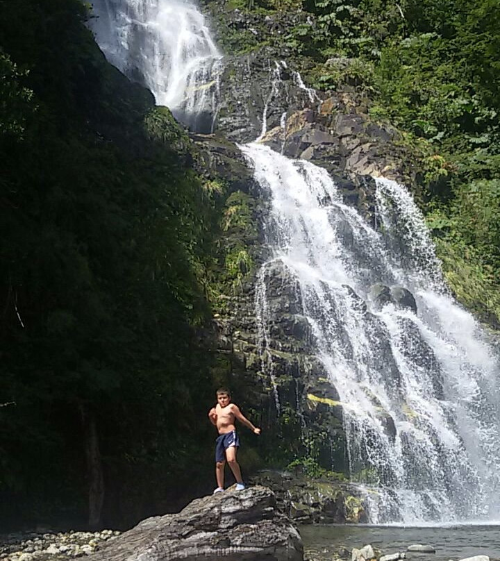 Cascada del Leon-Puerto Aisen必去景点