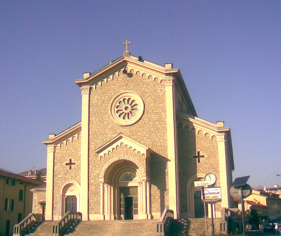 Chiesa del Sacro Cuore景点图片