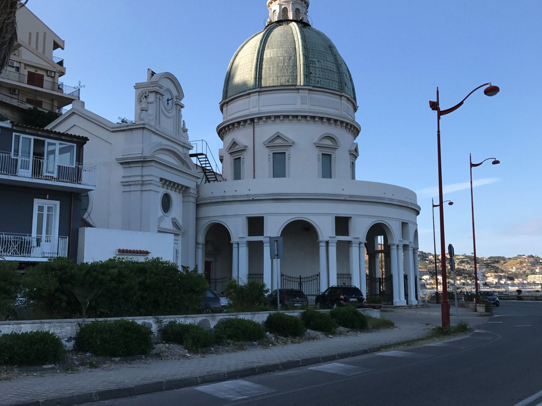 Chiesa di Santa Maria delle Grotte-墨西拿必去景点