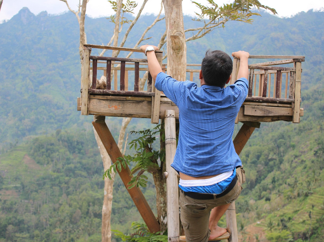 Sukmojoyo Hill-Borobudur必去景点