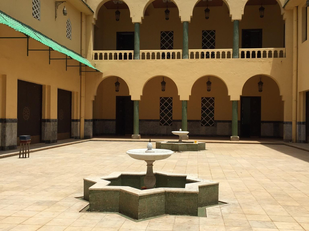 Conakry Grand Mosque-柯那克里必去景点