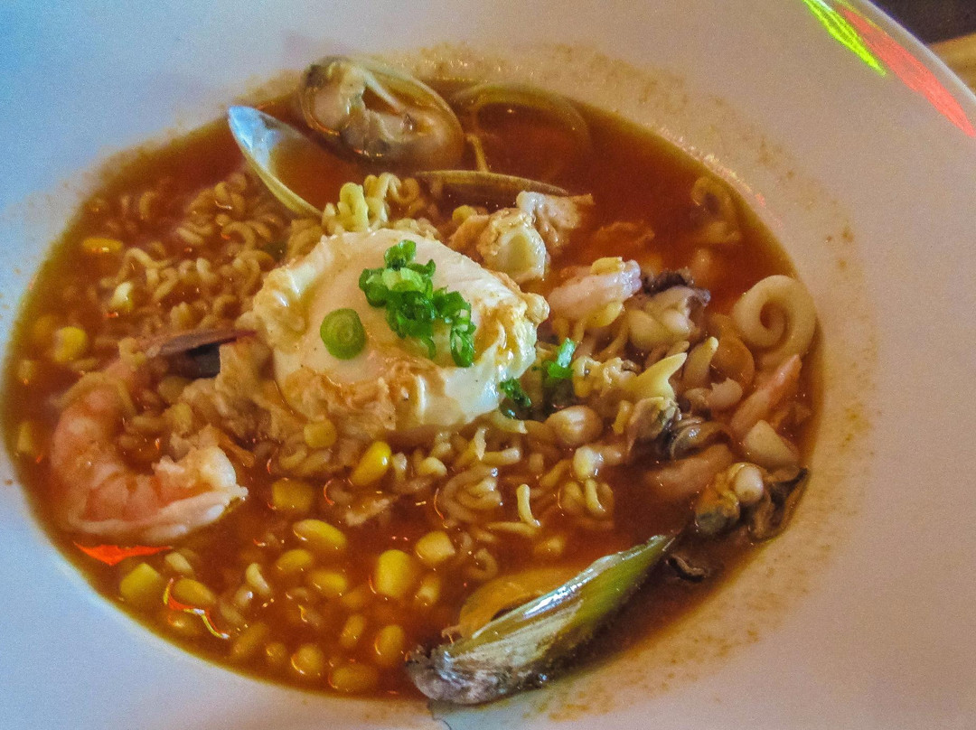 House of Pong Seafood and Grill