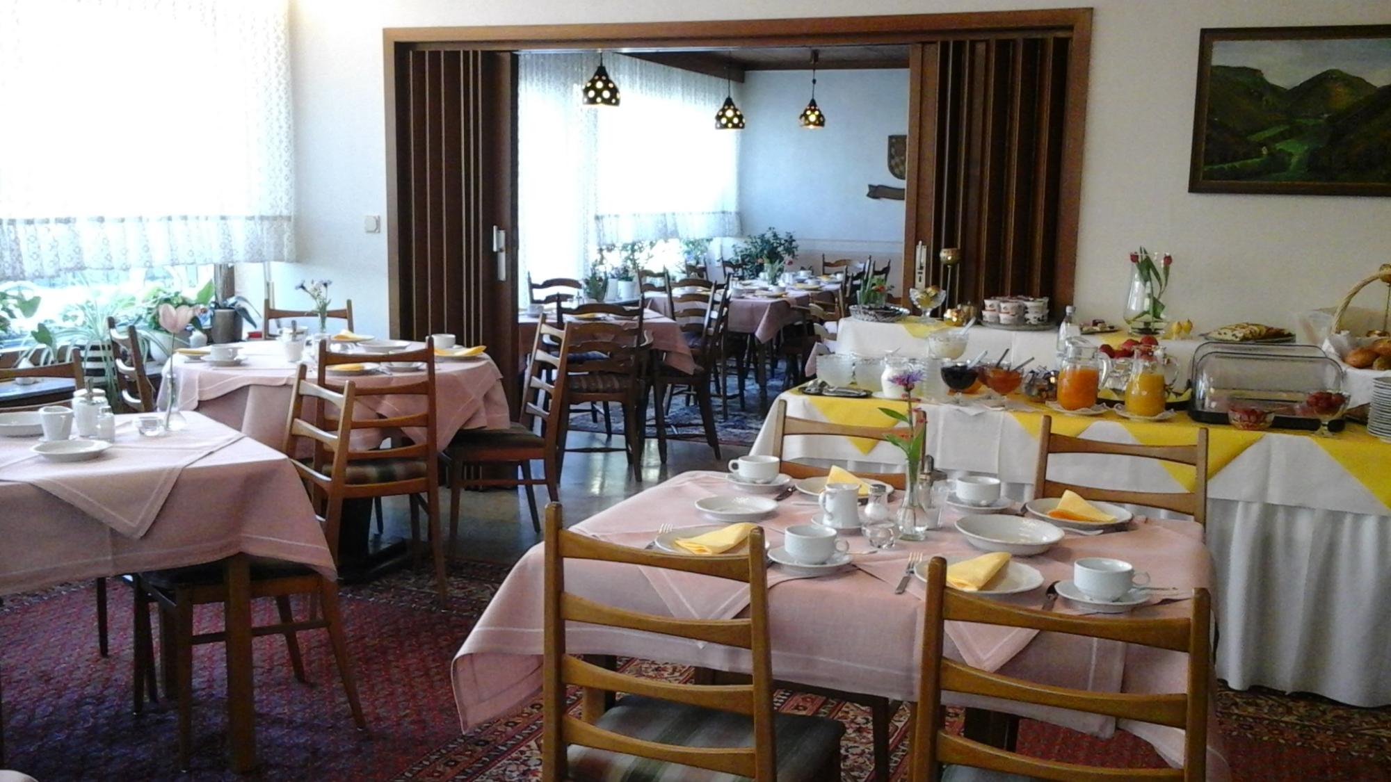 Pension Auf der Olk-餐饮