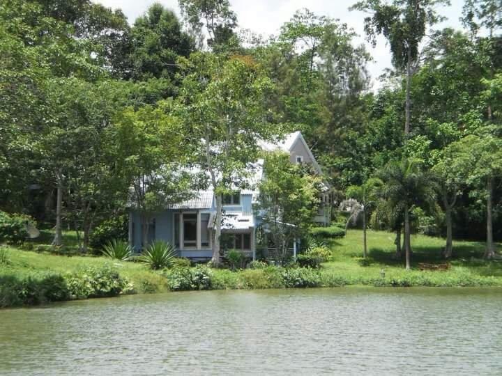 Brookside Valley Resort-罗勇必去景点